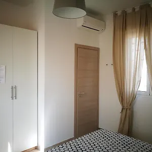 Simply House In Appartamento Bari
